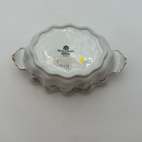 Burton and Burton Ruffled Grapevine Serving Dish - Picture 6 of 16